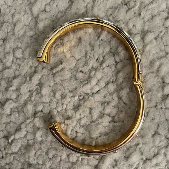 Brighton Bangle - Picture 4 of 5